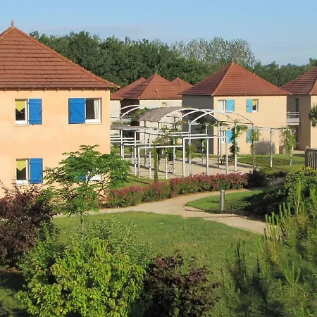 Beautiful With Shared Pool In *